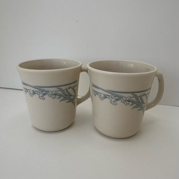 Vintage Corelle Blue Lily Floral Mug Set Of 2 Corning USA - Picture 1 of 4